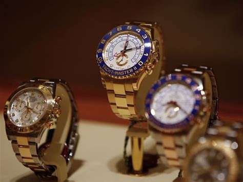 the record rush to buy a rolex is over|rolex watch sales 2022.